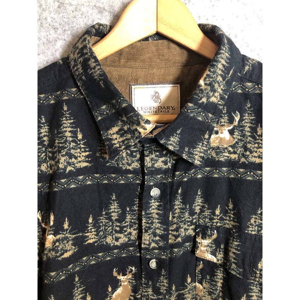 Legendary Whitetails Shirt Mens Large Flannel Deer Buck Camp Hike Fish Outdoors